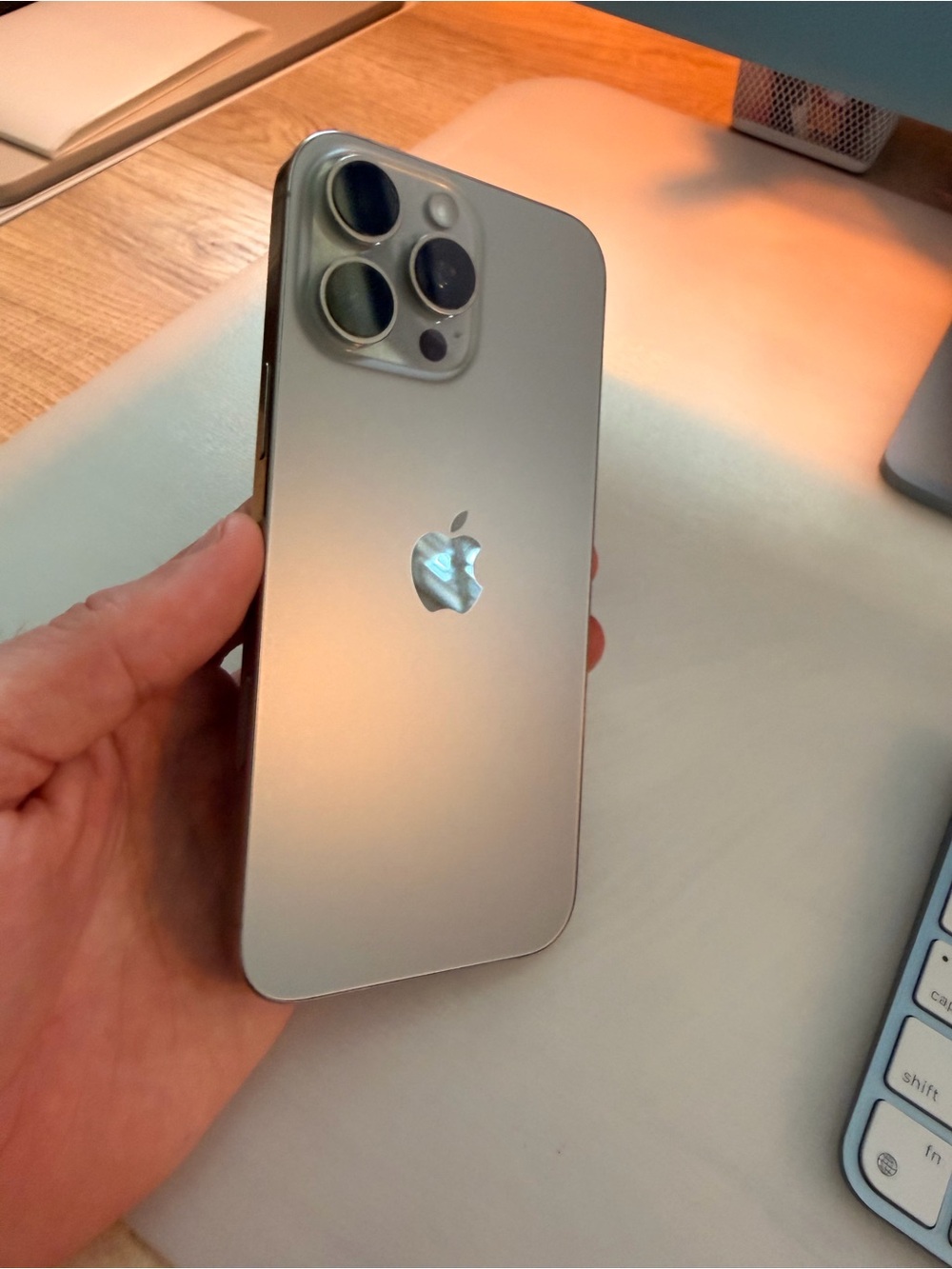 AT&T Apple iPhone 16 Pro Max Natural Titanium 512GB
